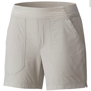 NWT Columbia Women’s Walkabout Shorts Flint Grey